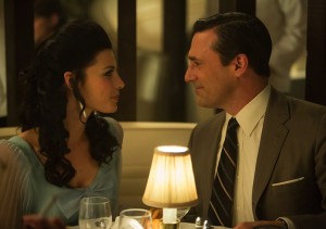 Jon Hamm as Don Draper and Jessica Paré as Megan Draper in Mad Men Season 7 Episode 1