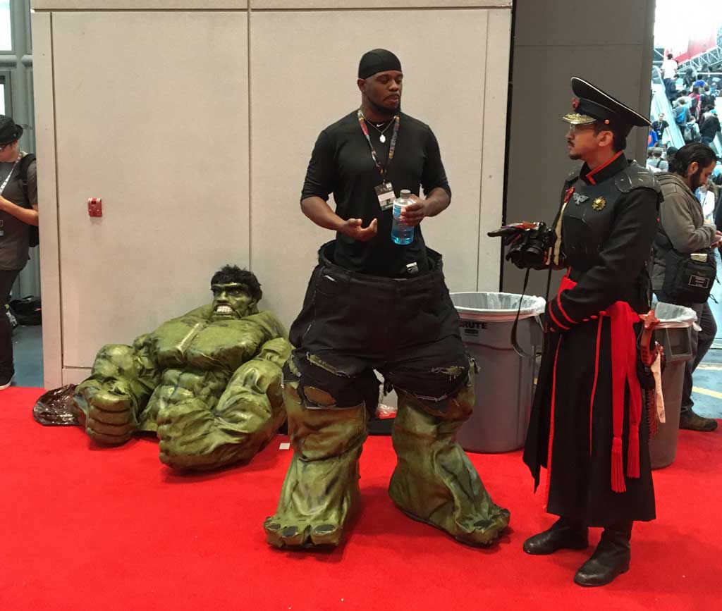 hulk cosplay at New York Comic Con 2016