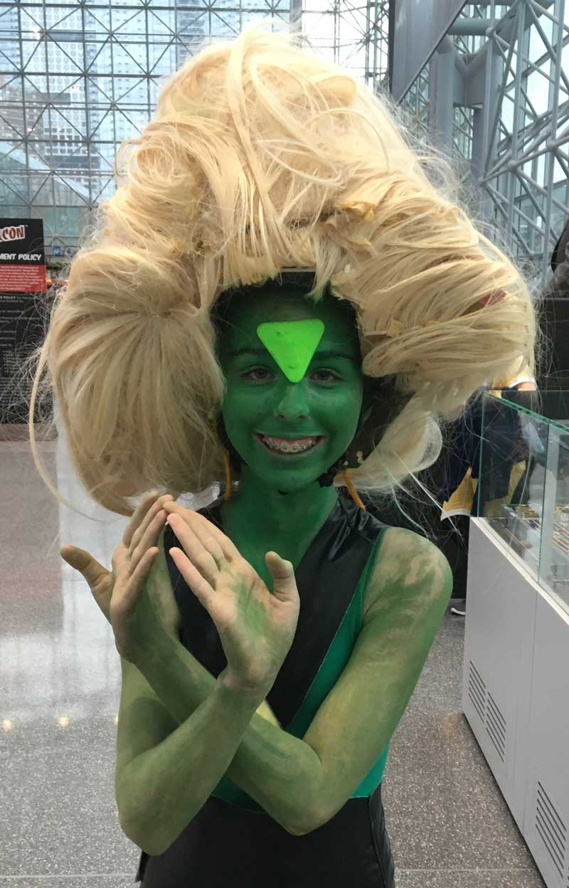 peridot steven universe cosplay at New York Comic Con 2016