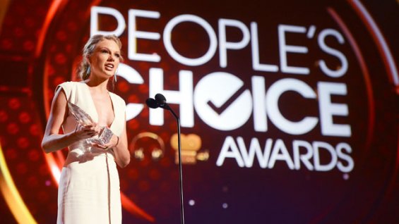 taylor_swift_peoples_choice_award