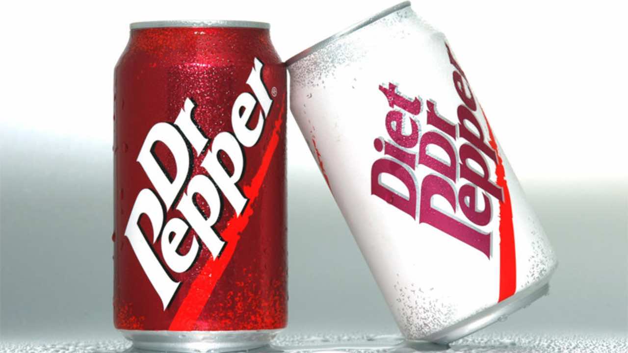 Mr pepper. Пеппер Dr.Pepper. Мистер Пеппер напиток. Лимонад Мистер Пеппер. Доктор Пеппер зеленый.